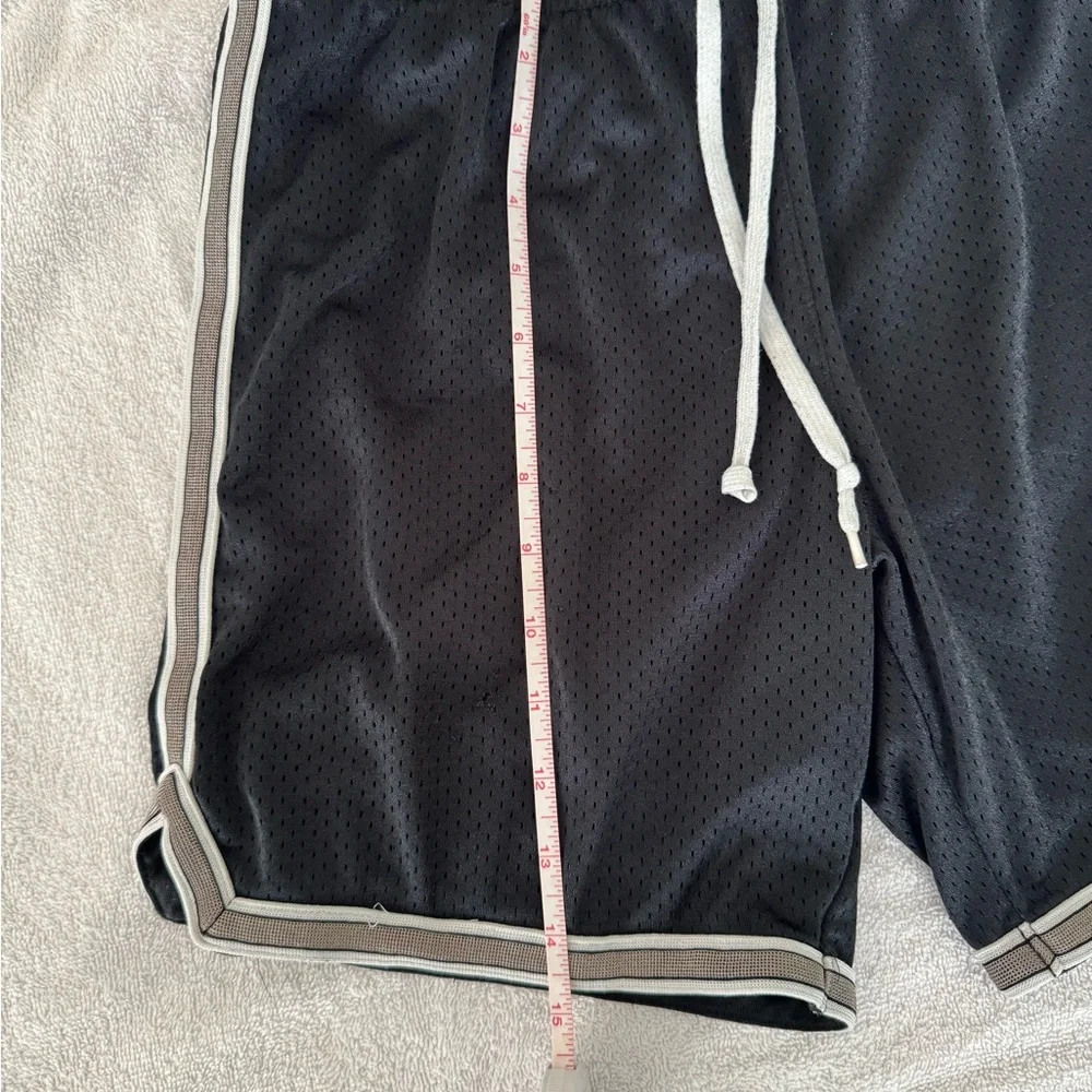 Nike Kids Athletic Shorts Black Mesh Basketball‎ Training Gym - size XS